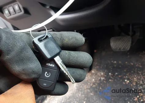 2018 Nissan Sentra S из США, поврежденный, VIN 3N1AB7AP3JY289873